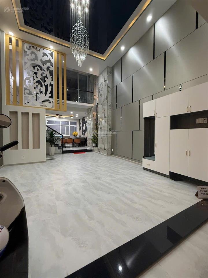 Bán nhà a24 kdc tạ ngọc thảo liền kề la casa hoàng quốc việt, phú mỹ hưng q7