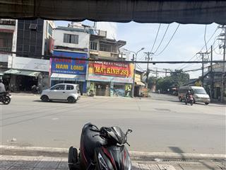 Cho thuê nguyên căn nhà mặt tiền huỳnh tấn phát ngay kho 18, nhà 1 trệt 1 lầu. giá 35 triệu/tháng