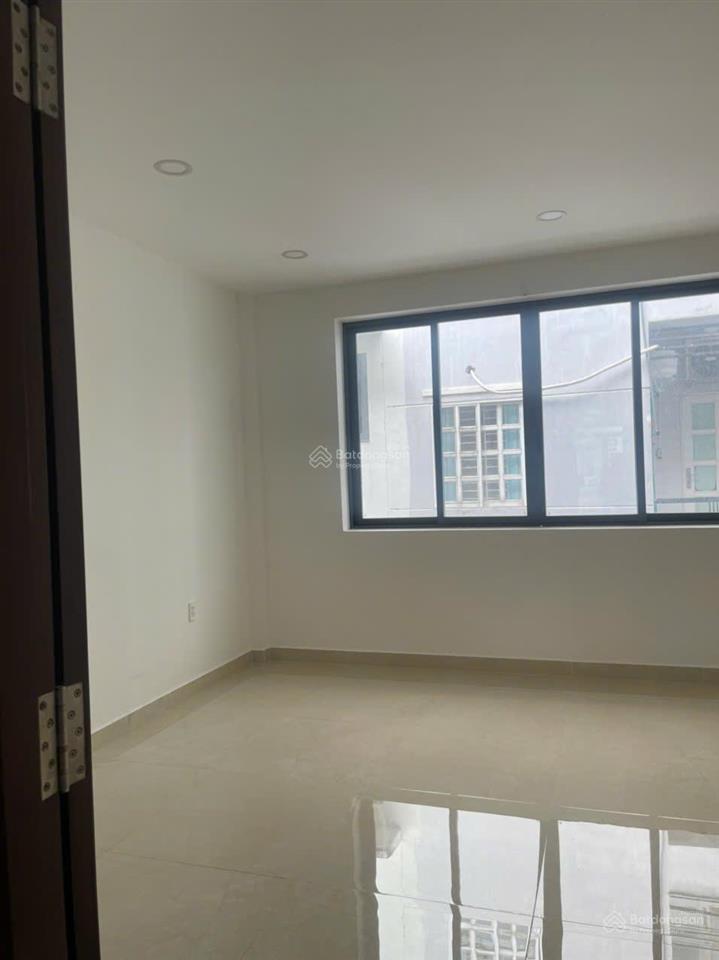 Cho thuê văn phòng 100m2 giá tốt nhất, nhà đẹp mới tại him lam kênh tẻ quận 7