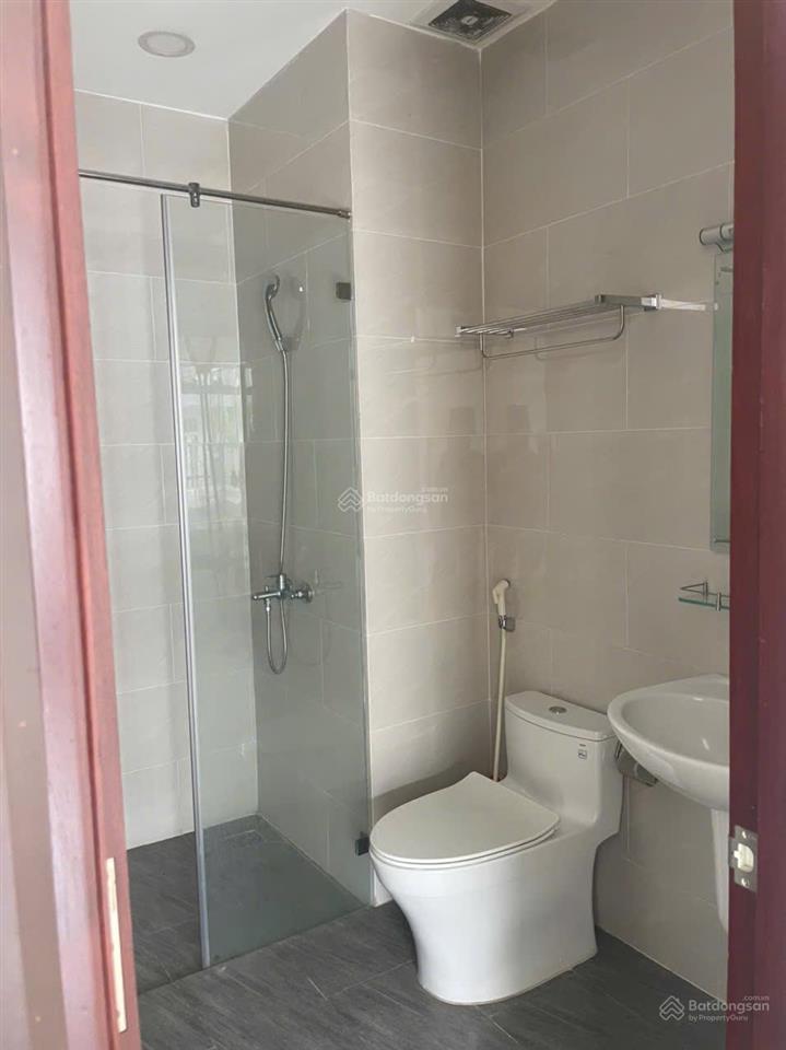 Cho thuê văn phòng 100m2 giá tốt nhất, nhà đẹp mới tại him lam kênh tẻ quận 7