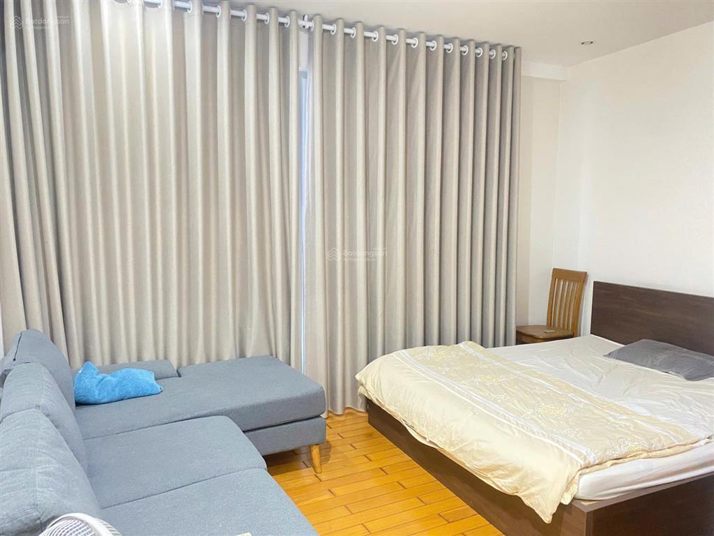 Cần bán căn hộ 2pn đt 102m2 rộng view thoáng full nội thất tại him lam riverside quận 7