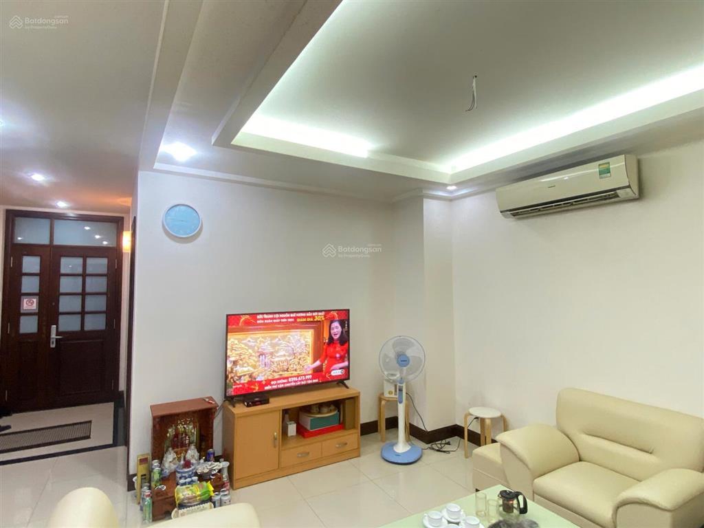 Cần bán căn hộ 2pn đt 102m2 rộng view thoáng full nội thất tại him lam riverside quận 7