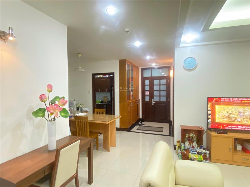 Cần bán căn hộ 2pn đt 102m2 rộng view thoáng full nội thất tại him lam riverside quận 7
