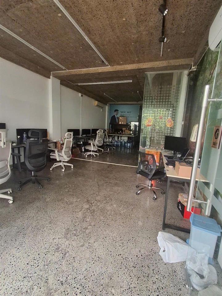 Cho thuê căn nhà 5x20m mới xây, phù hợp làm văn phòng, công ty, tại him lam kênh tẻ q7
