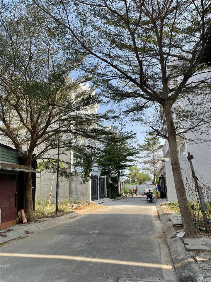 Bán đất tại kdc rạch tôm nhơn đức nhà bè, 80m2, 88m2, 110m2 sổ hồng riêng, đường 10m, xd tự do