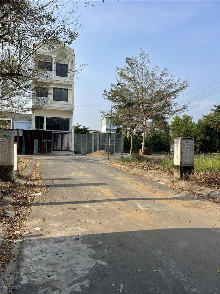 Bán đất tại kdc rạch tôm nhơn đức nhà bè, 80m2, 88m2, 110m2 sổ hồng riêng, đường 10m, xd tự do