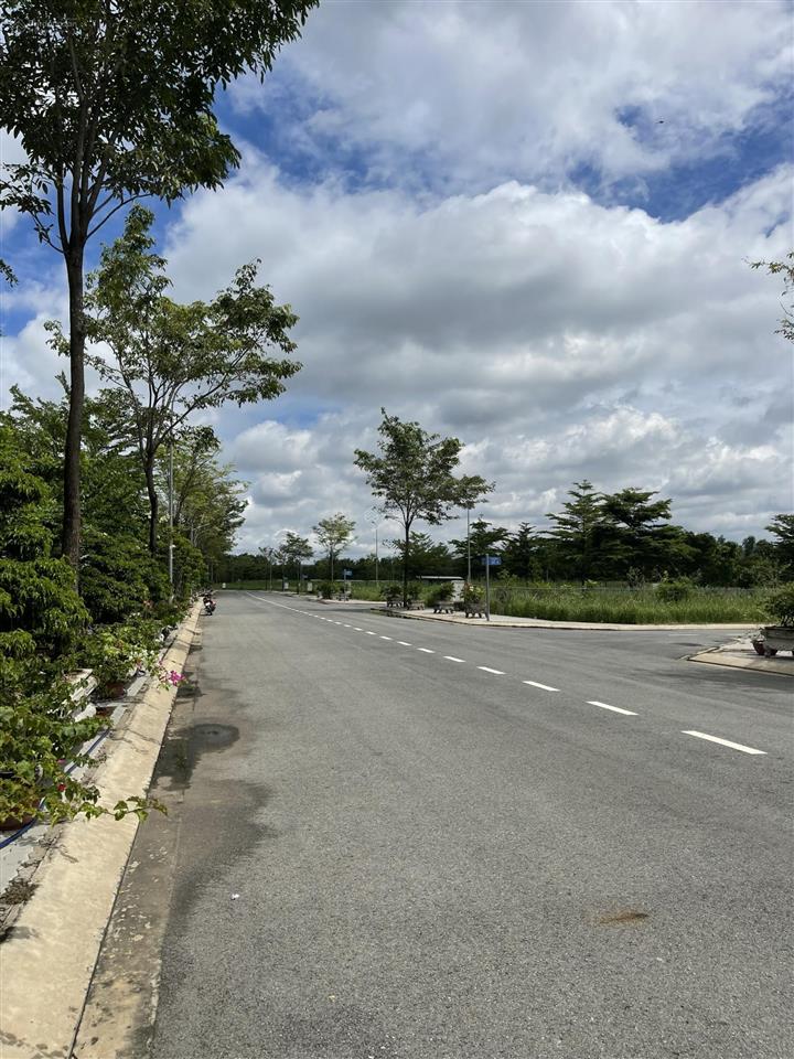 Bán gấp lô đất 87,5m2 tại kdc gia long riverside phước kiển nhà bè kế bên kđt ziet giest chỉ 500m