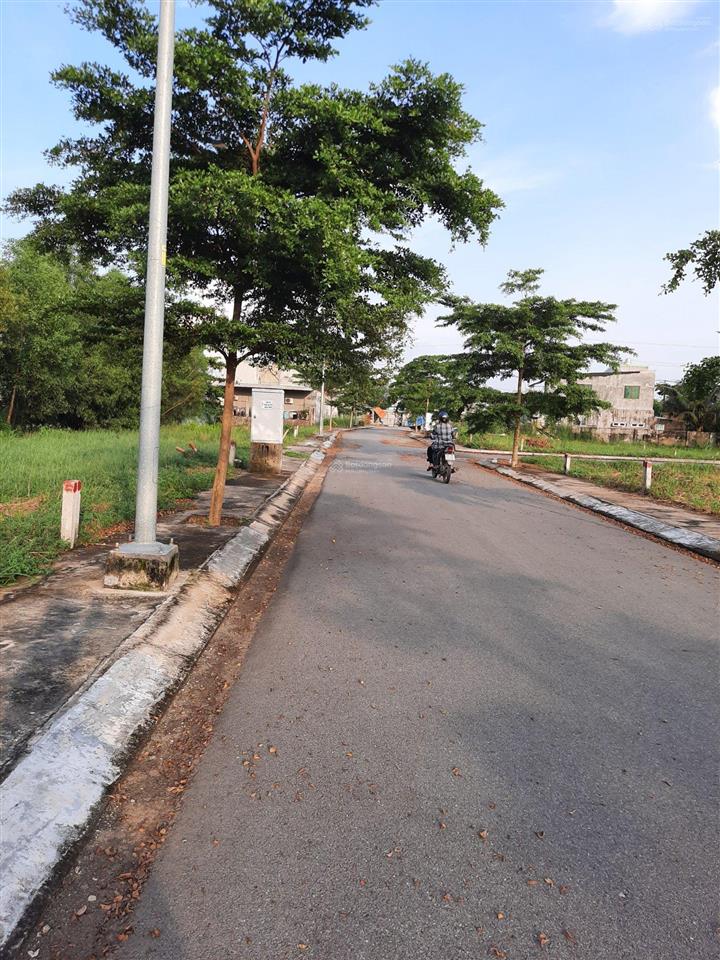 Bán gấp lô đất 5 x 23m sổ riêng đường 7m xd tự do, sổ riêng tại lê văn lương nhơn đức nhà bè