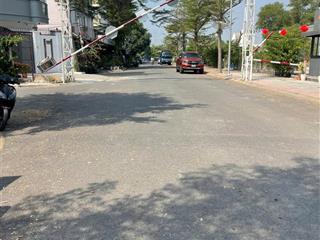 Bán đất mt đường 13m sổ riêng 5 x 19 xd tự do tại phước kiển gần cc an tiến, làng đh