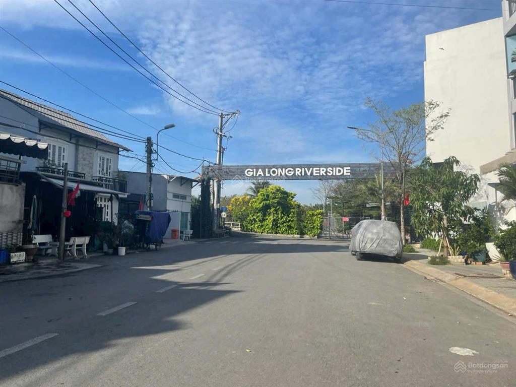 Bán gấp lô đất mt đường 16m view sông tại kdc gia long phước kiển 5 x 18,6 sổ hồng riêng 8 tỷ
