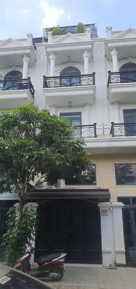 Bán biệt thự 60m2, 7pn, 7wc, giá 7,9 tỷ tại hà huy giáp, thạnh lộc, q12, hcm