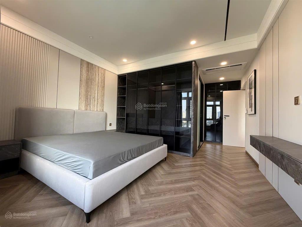 Bán ch riverside residence pmh, quận 7. căn góc view sông, 130m2, giá 13tỷ.  0914 266 ***