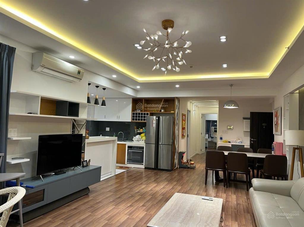 Bán nhanh ch green valley 128m, 3pn, 2wc căn góc có ô xe, sổ hồng. giá 10,3 tỷ cực tốt
