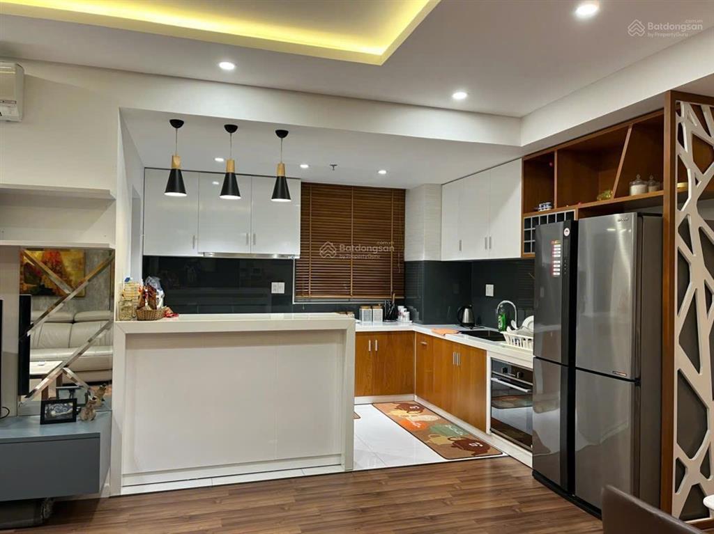 Bán nhanh ch green valley 128m, 3pn, 2wc căn góc có ô xe, sổ hồng. giá 10,3 tỷ cực tốt