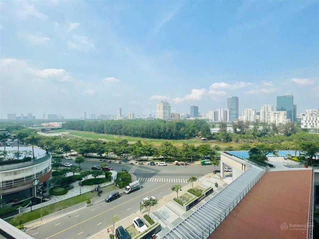 Cần bán căn hộ midtown phú mỹ hưng 2 phòng ngủ, 2wc 90m2 giá 9 tỷ 150.  0906 752 *** e nguyên