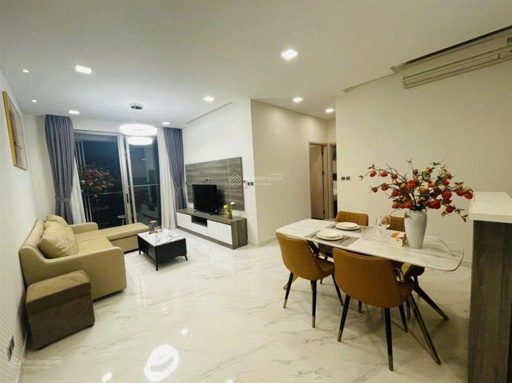 Cần bán căn hộ midtown phú mỹ hưng 2 phòng ngủ, 2wc 90m2 giá 9 tỷ 150.  0906 752 *** e nguyên