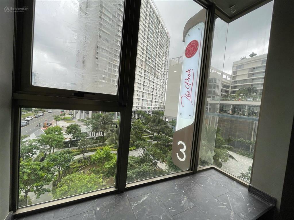 Cần bán gấp căn góc 03 phòng midtown the peak m8, pmh giá tốt, 111m2  0906 752 *** ms nguyên