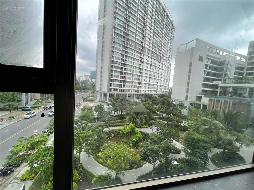 Cần bán gấp căn góc 03 phòng midtown the peak m8, pmh giá tốt, 111m2  0906 752 *** ms nguyên