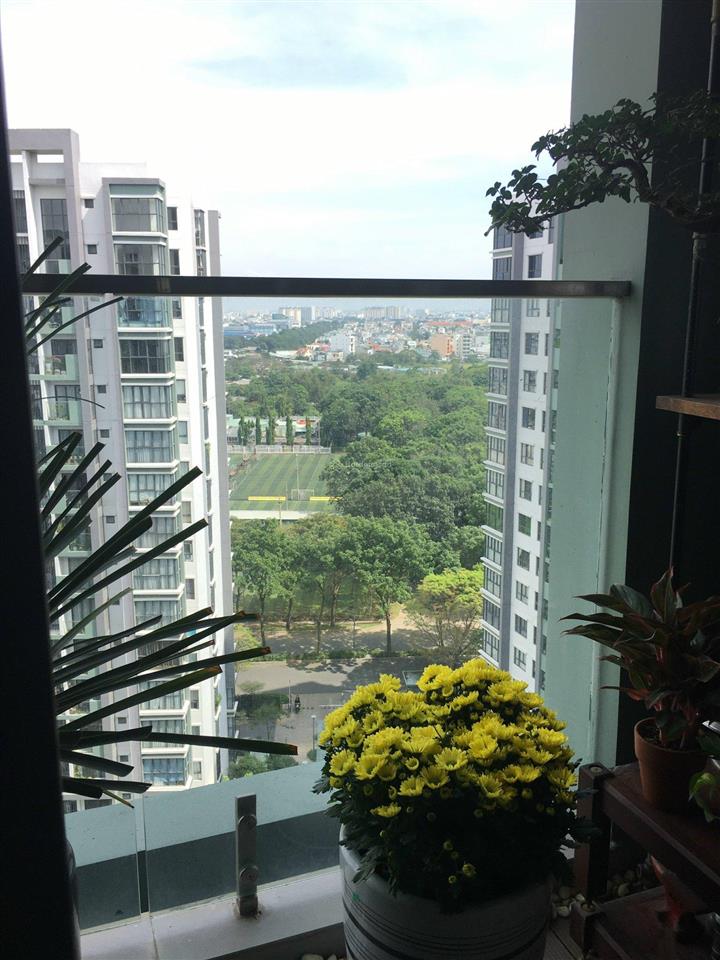 Bán căn hộ emerald 86 m2 (2 phòng ngủ + 1 kho) giá 5,9 tỉ