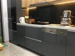 Bán căn hộ emerald 86 m2 (2 phòng ngủ + 1 kho) giá 5,9 tỉ