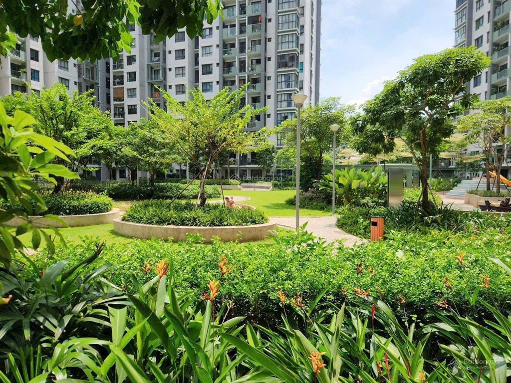 Bán nhanh căn hộ emerald 53 m2 giá 3,84 tỉ