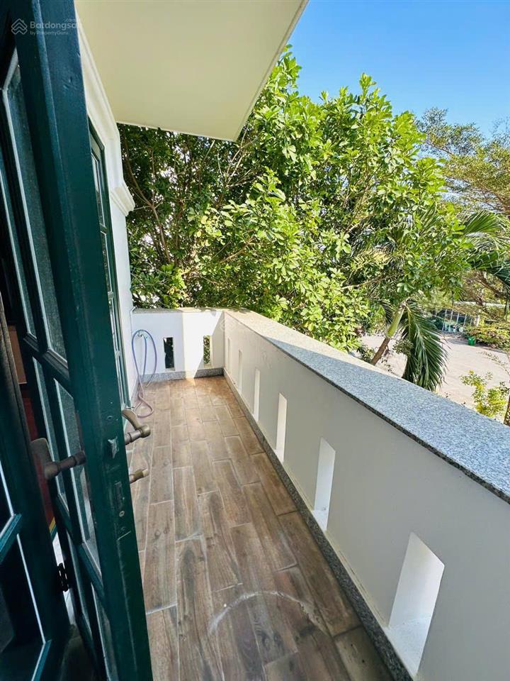 Chính chủ cần bán khu biệt thự liền kề phú mỹ hưng, đường số 15 kdc phú mỹ, tổng dt 536m2 giá 52 tỷ