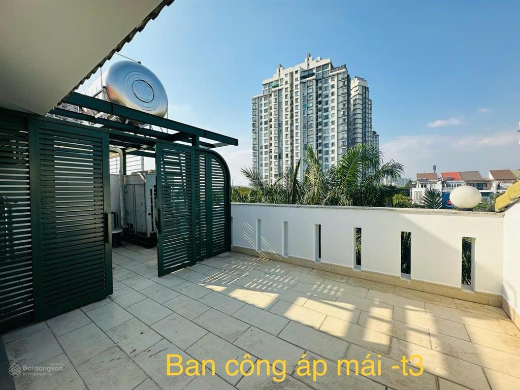 Chính chủ cần bán khu biệt thự liền kề phú mỹ hưng, đường số 15 kdc phú mỹ, tổng dt 536m2 giá 52 tỷ