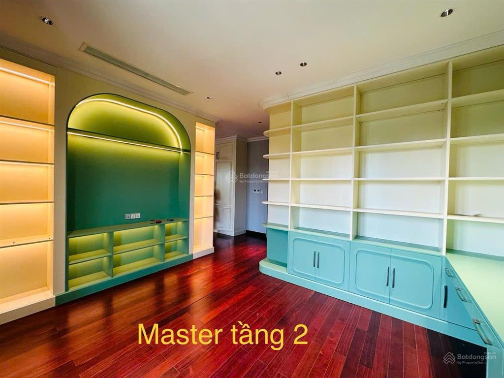 Chính chủ cần bán khu biệt thự liền kề phú mỹ hưng, đường số 15 kdc phú mỹ, tổng dt 536m2 giá 52 tỷ