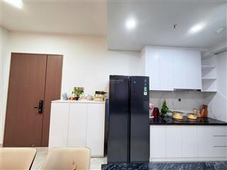 Cần bán căn hộ midtown the peak m8  80m2  2pn  full nt, giá chỉ 9,5 tỷ.  0768 739 ***  ms kim