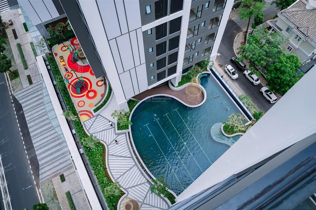 Bán gấp! căn hộ the antonia  86m2  2pn  full nt, sẵn hdt. giá 10 tỷ.  ms kim  0768 739 ***
