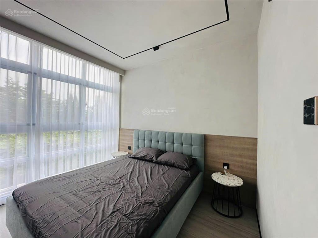 Bán gấp groundhouse happy valley 204m2 sân vườn đẹp, giá 18 tỷ.  ms kim  0768 739 ***