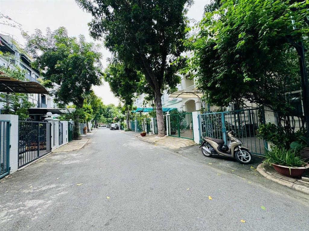 Cho thuê biệt thự liền mỹ thái 1, 7*18, trệt 2 lầu, nội khu  0909 664 ***