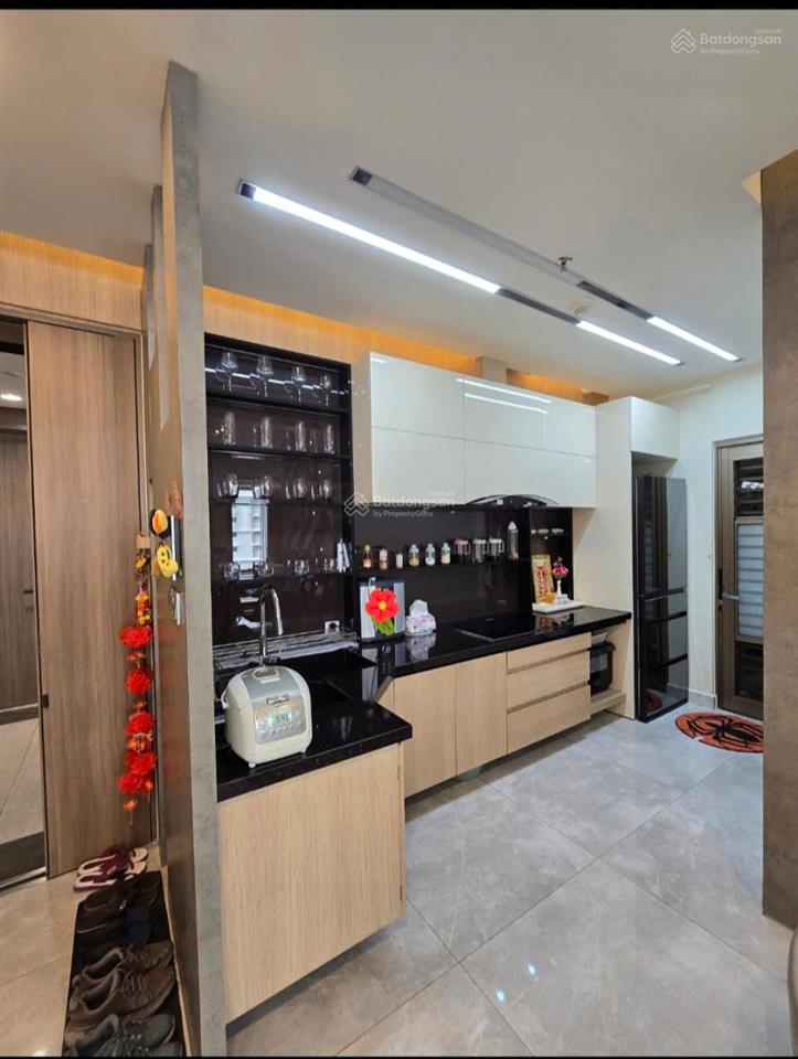Cho thuê căn hộ midtown, 80m2 2pn 2wc giá 29tr/th  0909 664 ***