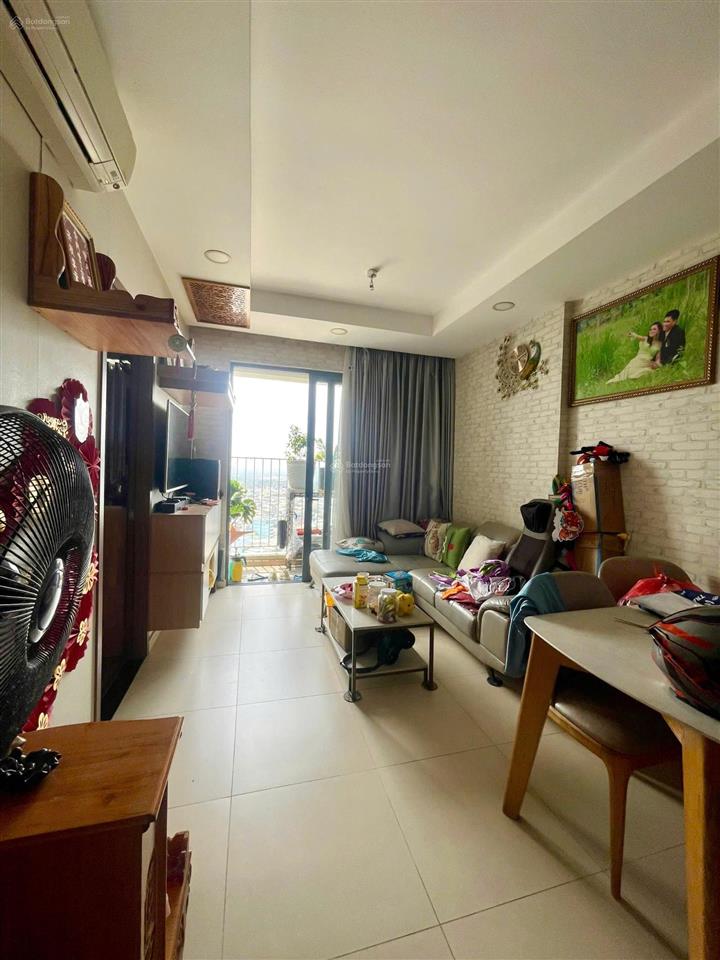 Chính chủ bán căn 68m2 đã có sổ hồng giá  4.390 tỷ  xem nhà