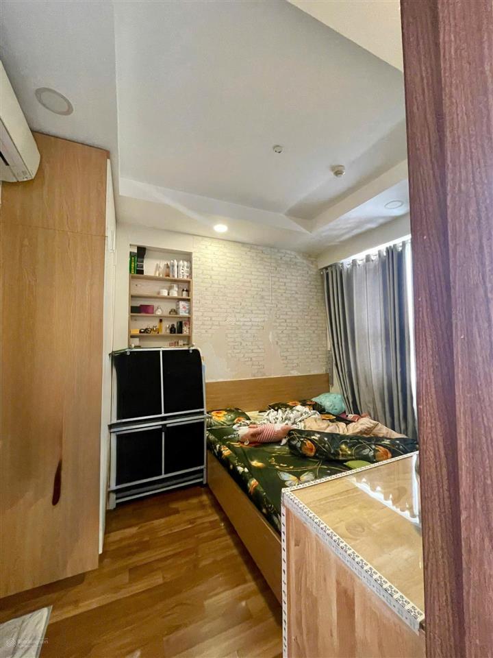 Chính chủ bán căn 68m2 đã có sổ hồng giá  4.390 tỷ  xem nhà