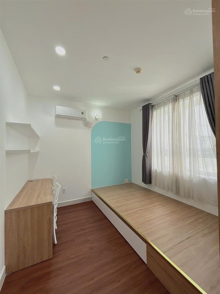 Bán căn hộ tara có sổ hồng 69m2 (2pn, 2wc) giá 3.7 tỷ,  0938 355 *** xem nhà