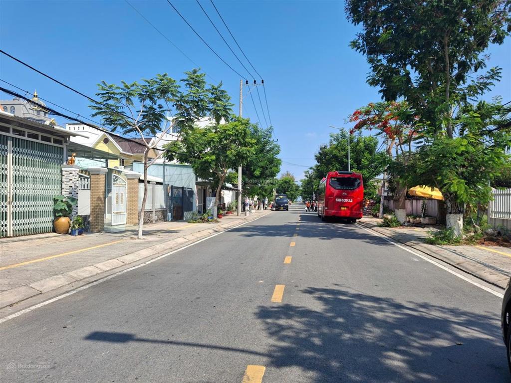 Cần bán lô đất 520m2 mt tắc xuất đường ra bến tàu thủy vũng tàu