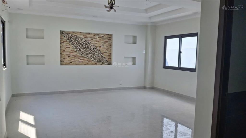 Bán nhà phố kinh doanh tp. long xuyên