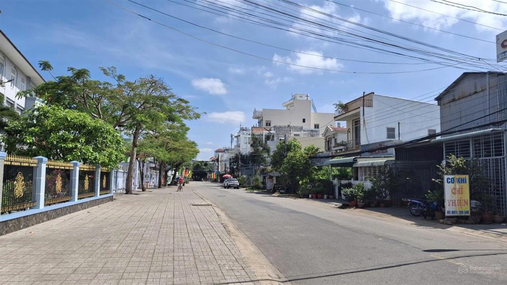 Bán nhà phố kinh doanh tp. long xuyên