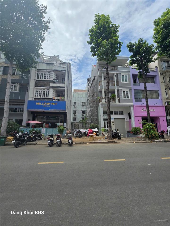 Nhà bán lk đường bùi bằng đoàn, pmh, tân phong q7. 6x18.5m. hầm 5 lầu tm. 12 phòng. giá 31.9 tỷ