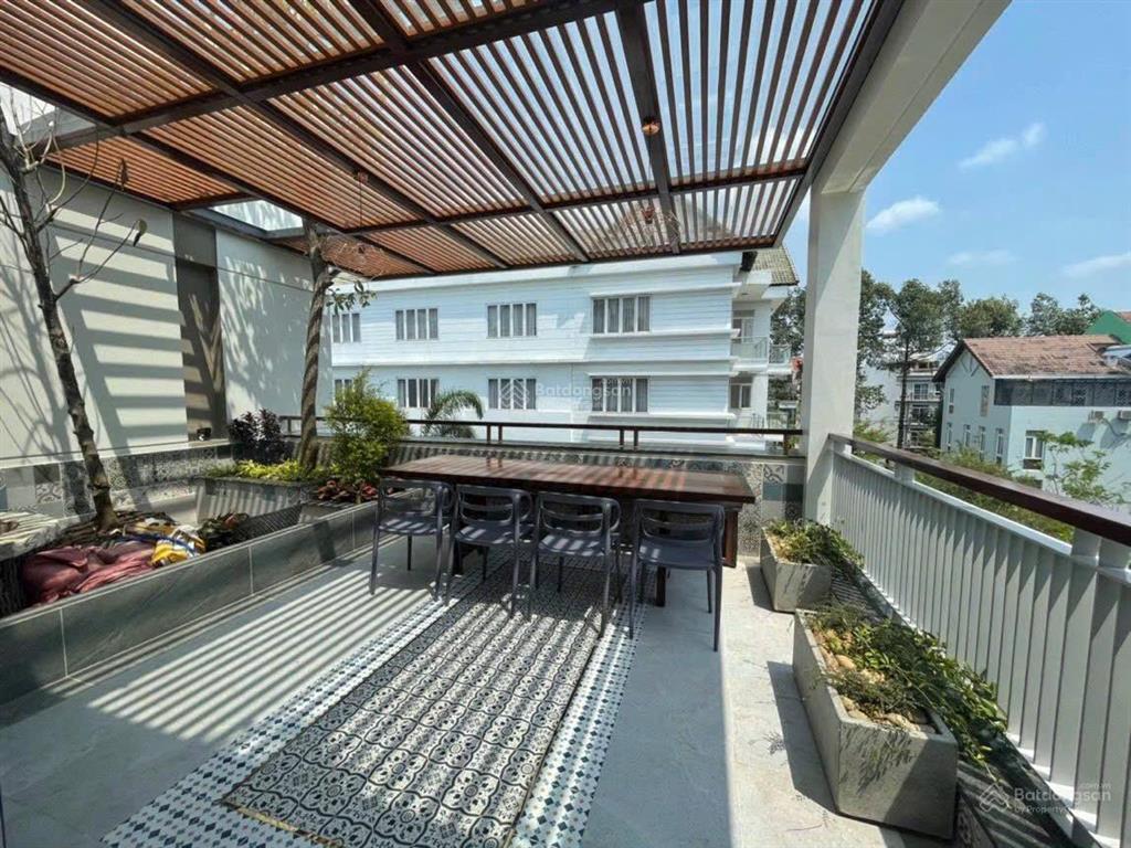 Căn góc 2 mặt tiền công viên phú mỹ hưng 8x18,5m hầm, 5 lầu, thang máy giá 59,999 tỷ  0961 830 ***