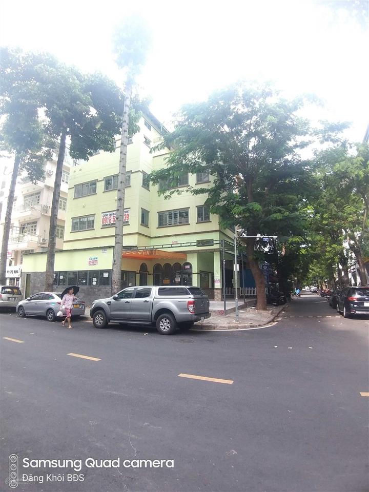 Cho thuê nhà góc 2 mặt tiền phạm văn nghị pmh q7. 500m2. 11.5 x 18.5m 3 lầu. 150tr.  0961 830 ***