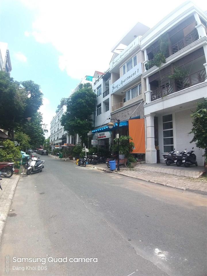 Bán nhà lk bùi bằng đoan ngay phú mỹ hưng q7. dt 6x18.5m, 4 lầu. giá rẻ nhất 26tỷ.  0961 830 ***