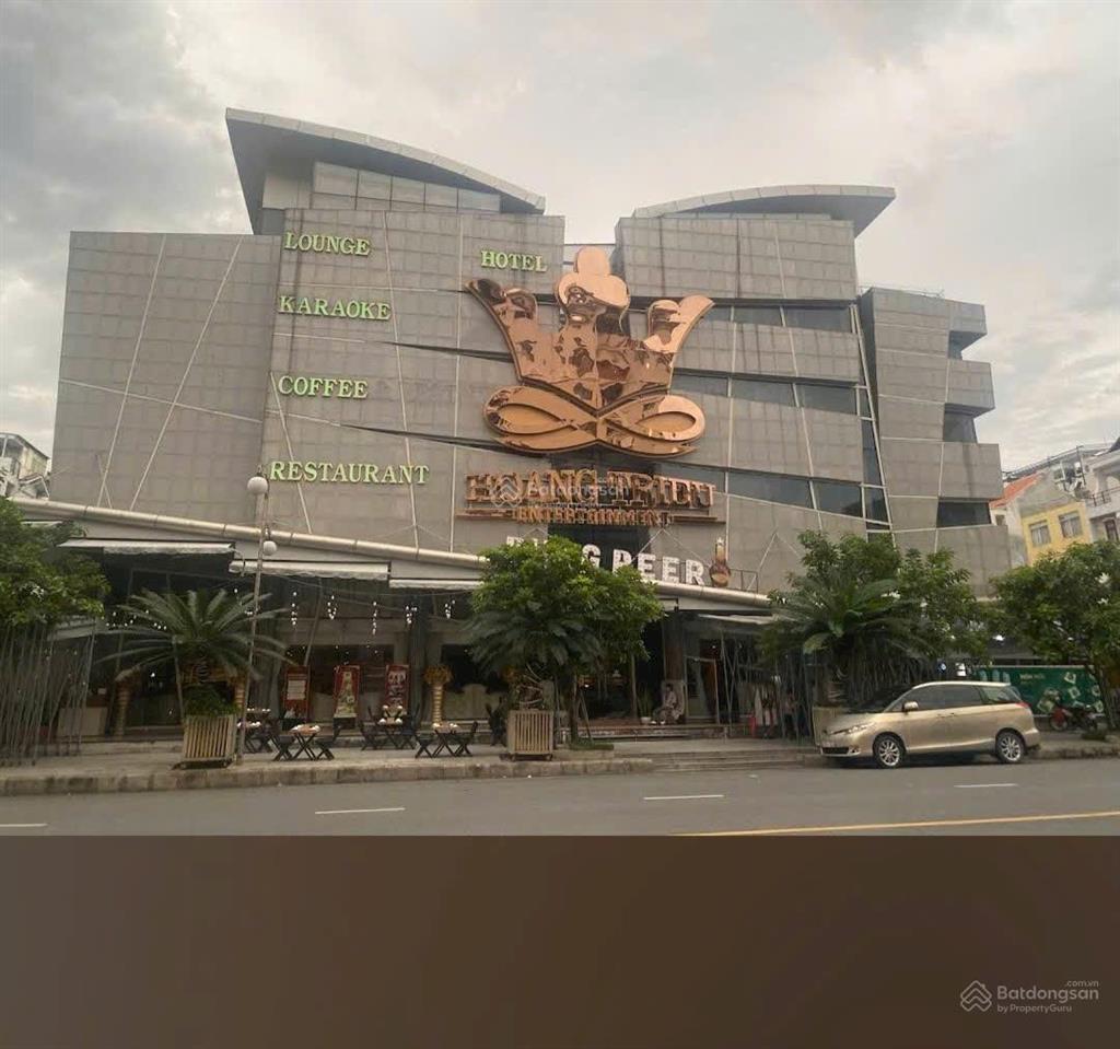 Bán nhà mặt phố lk bùi bằng đoànpmhq7. giá 59,9tỷ/222m2, 12 x 18,5m. 5 lầu 19 pn. hơn 1000m2 sd
