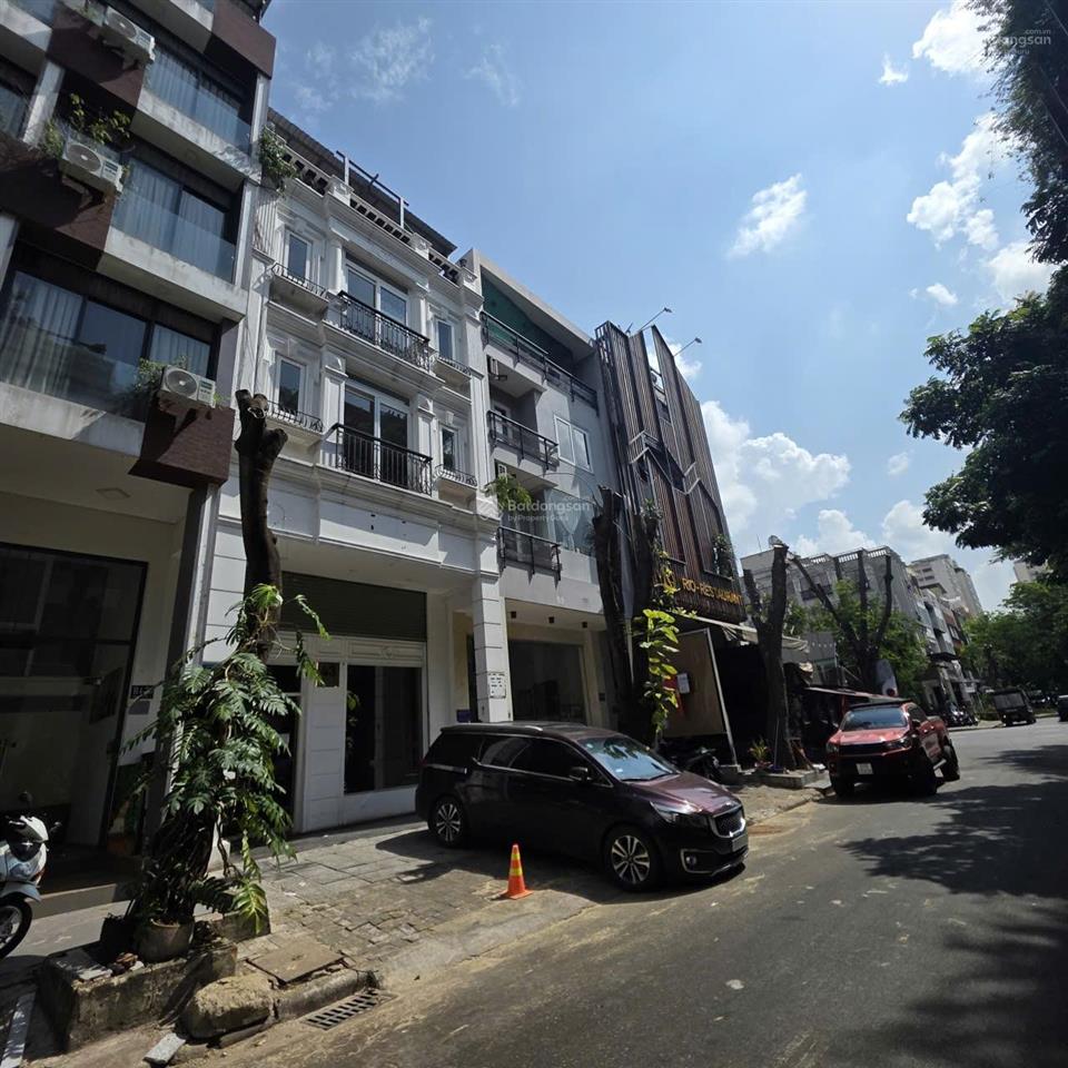 Nhà mặt tiền phố bùi bằng đoàn pmhq7, 6 x 18.5. 5 tầng 26,2 tỷ, 111m2, giá bình dân 0961 830 ***