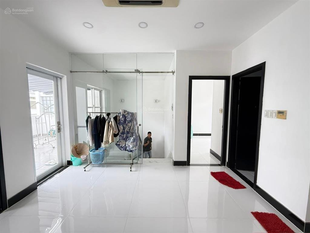 Bán biệt thự phú mỹ hưng 31 tỷ, 126m2, 4pn, 4wc, pháp lý đầy đủ. ngay bv tâm đức. tttm secc
