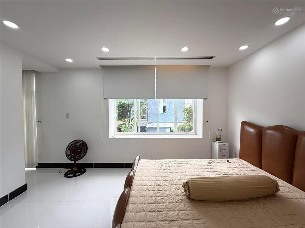 Bán biệt thự phú mỹ hưng 31 tỷ, 126m2, 4pn, 4wc, pháp lý đầy đủ. ngay bv tâm đức. tttm secc