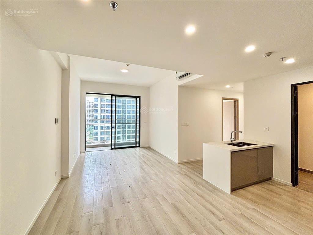 Cần bán gấp căn hộ masteri centre point 72m2 giá chỉ 4.350 tỷ bao sang tên .  0914 752 *** pkd