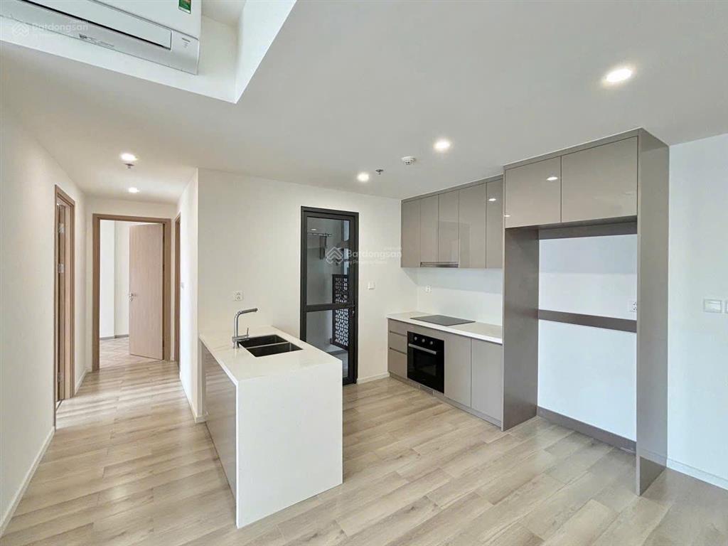 Cần bán gấp căn hộ masteri centre point 72m2 giá chỉ 4.350 tỷ bao sang tên .  0914 752 *** pkd