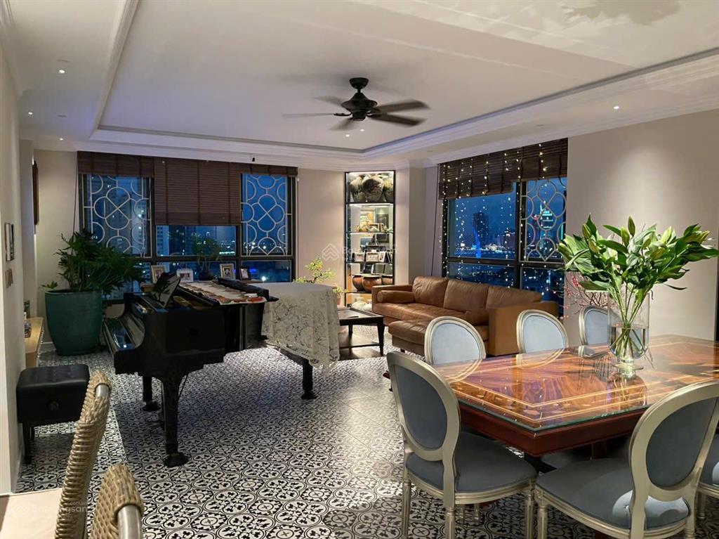 Chủ bán gấp giảm ngay 1 tỷ  căn góc the manor 1 3pn 170m2 view cầu ba son trực diện